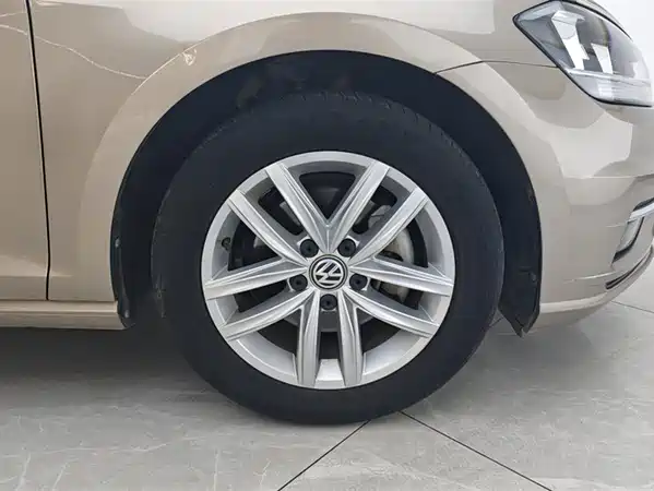 Volkswagen Golf 2019