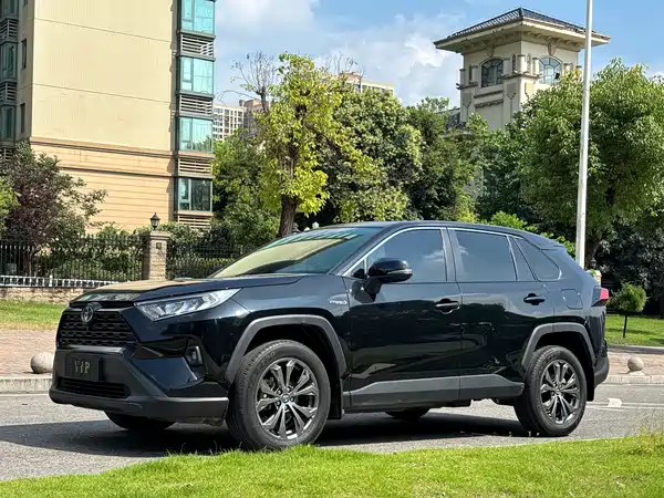 Toyota RAV4 2023