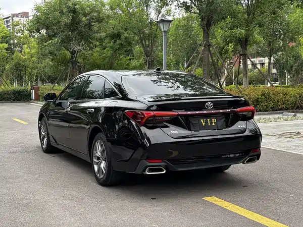 Toyota Avalon 2021
