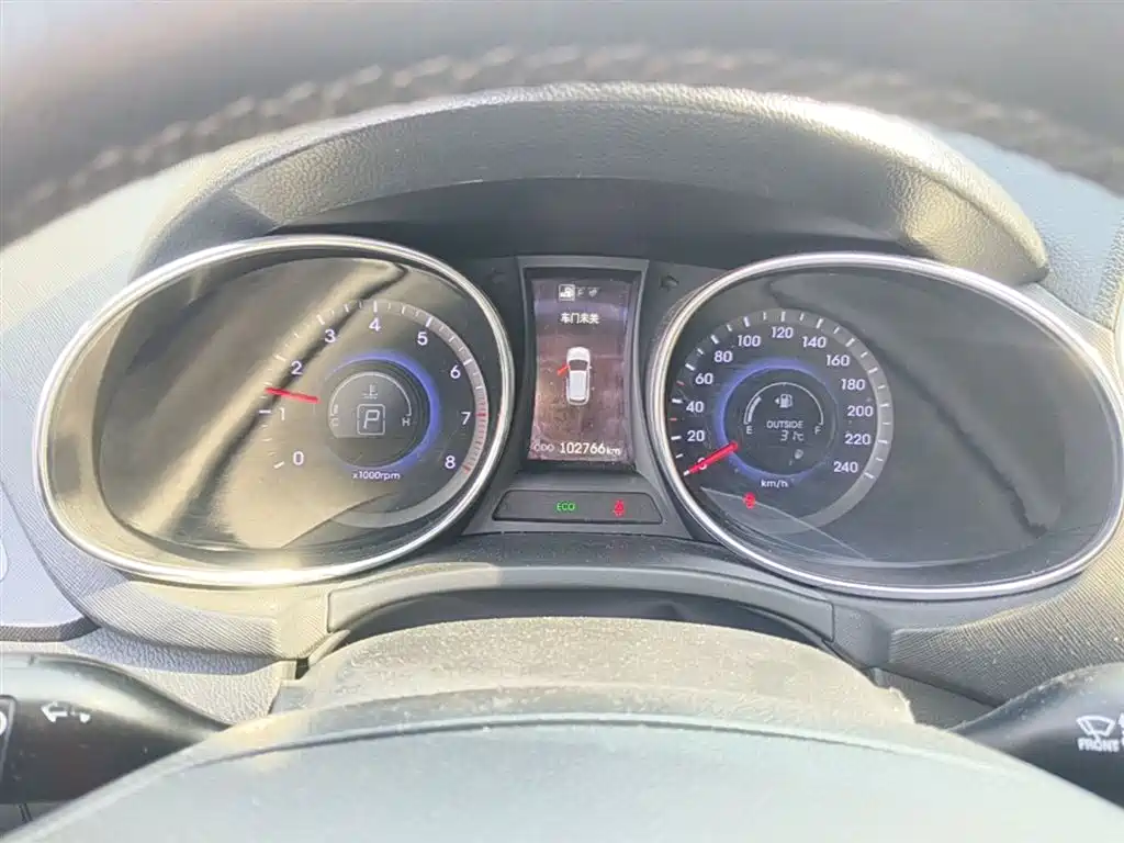 Hyundai Santa Fe 2015 — фото 12