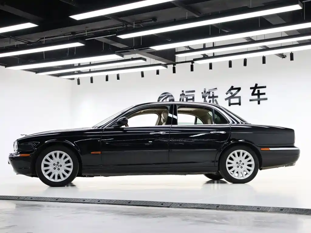 Jaguar XJ 2005 — фото 33