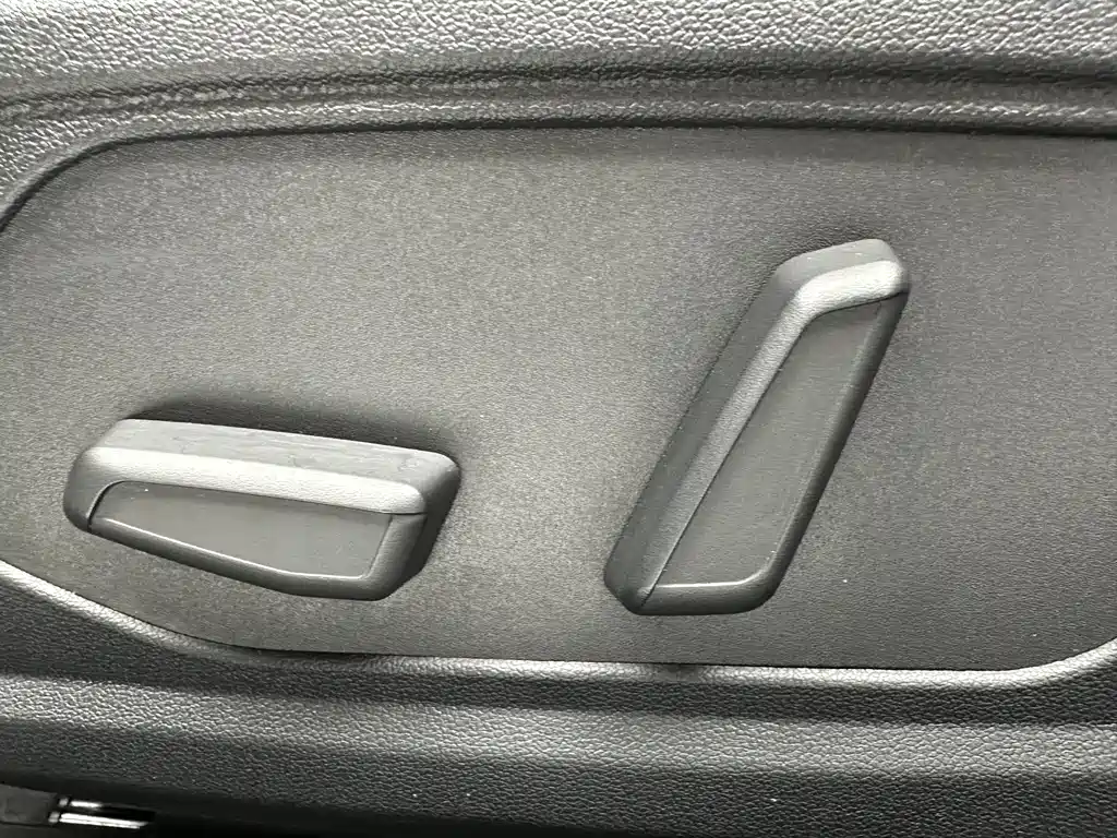 Hyundai Elantra 2022 — фото 13