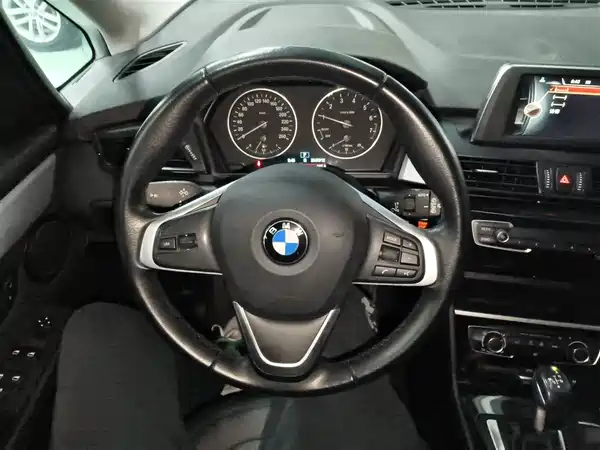 BMW 2 Series Station Wagon 2016