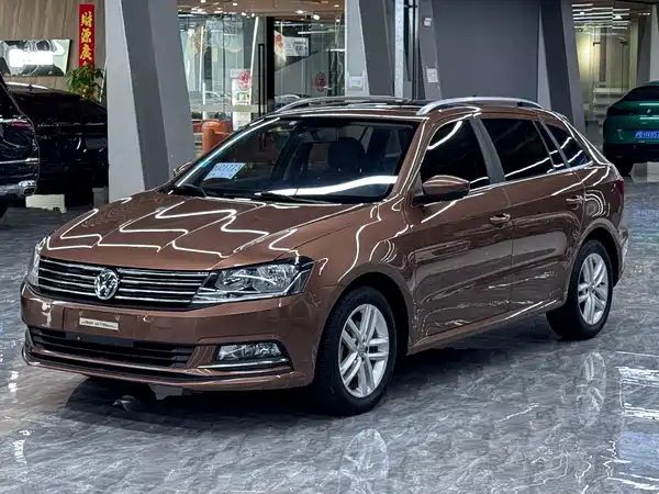 Volkswagen Gran Lavida 2015