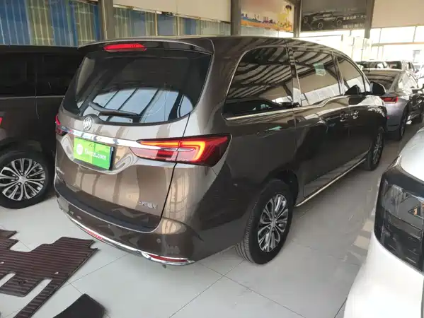 Buick GL8 2023