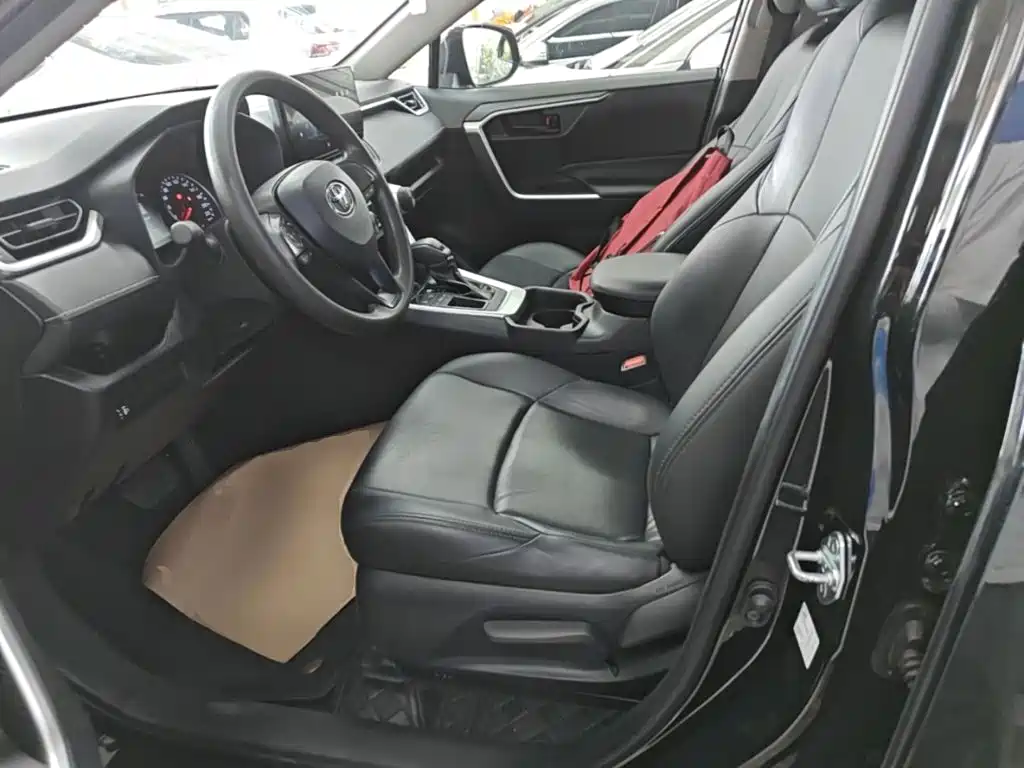 Toyota Wildlander 2023 — фото 15