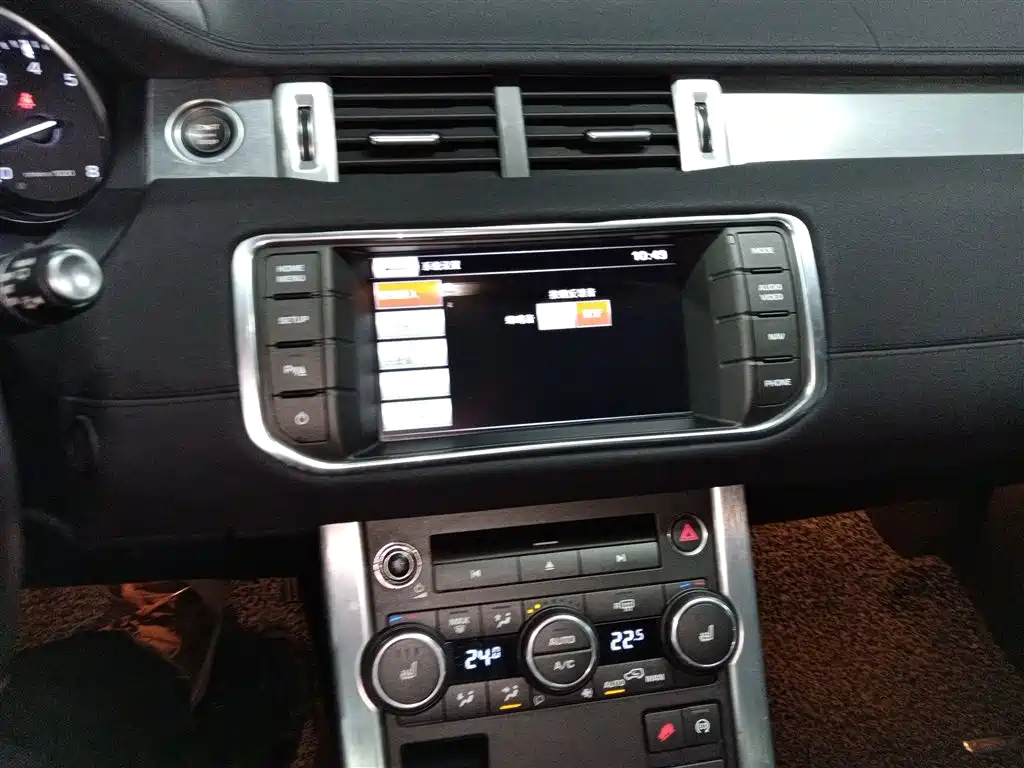 Land Rover Evoque 2015 — фото 9