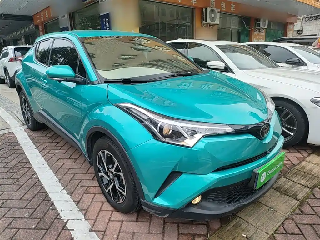 Toyota C-HR 2019 — фото 4