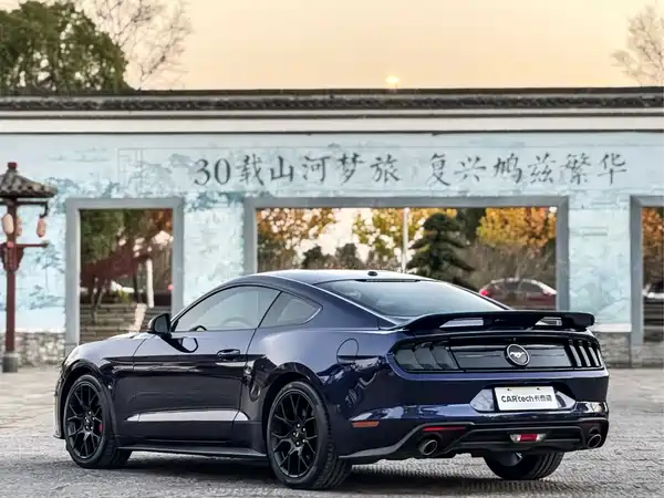 Ford Mustang 2020