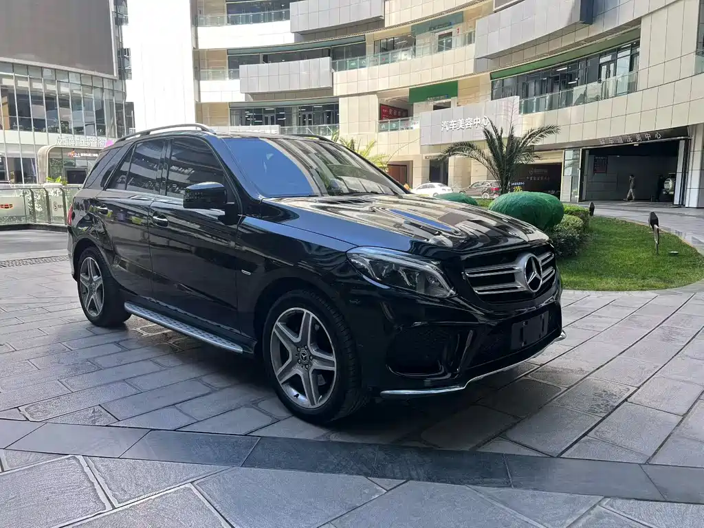 Mercedes-Benz GLE 2018 — фото 3