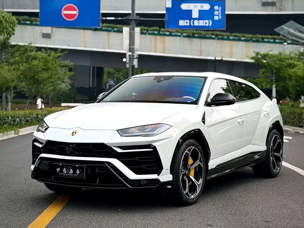 Lamborghini Urus 2022