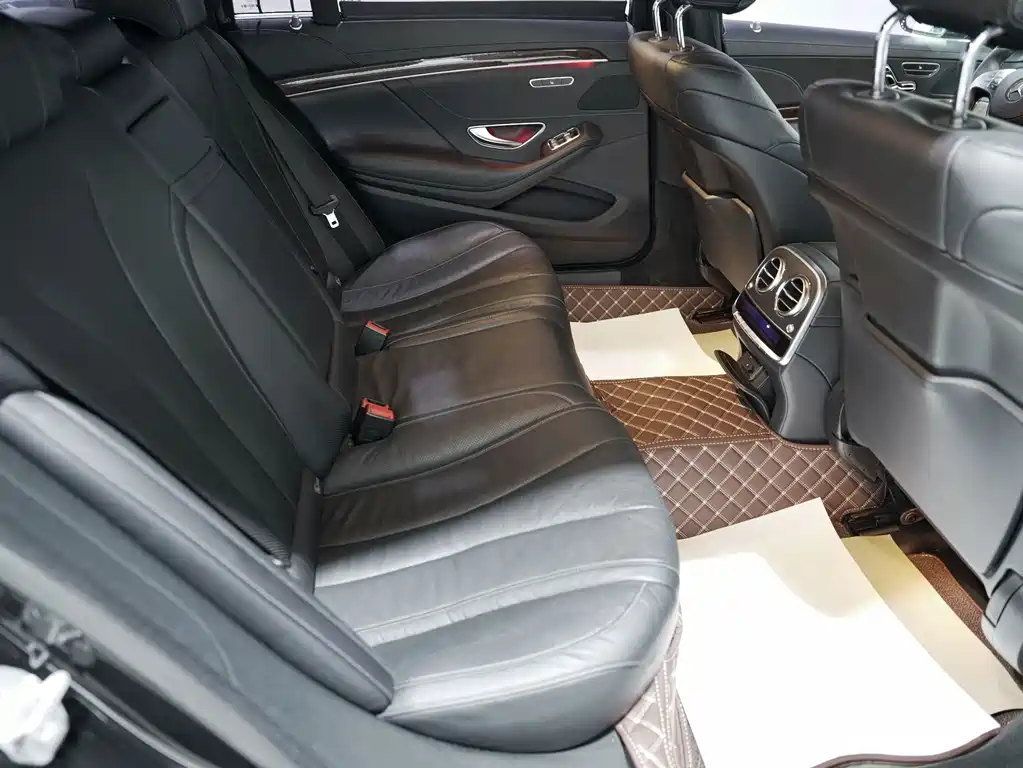 Mercedes-Benz S-Class 2015 — фото 18