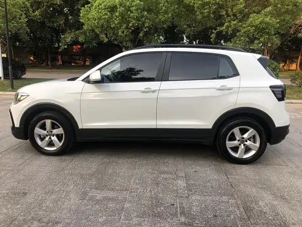 Volkswagen T-Cross 2023