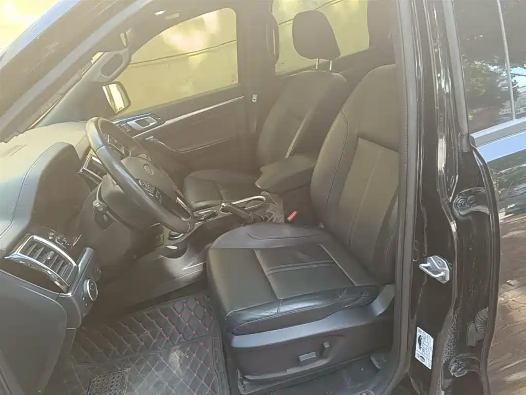 Ford Everest 2020 — фото 15