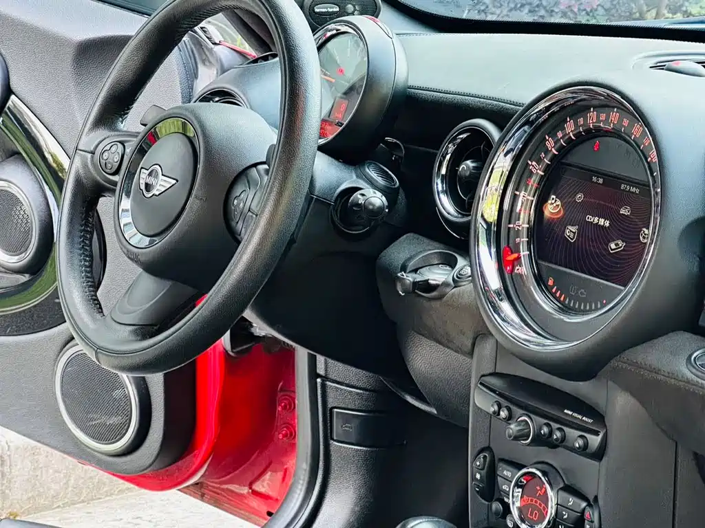 MINI Coupe 2015 — фото 12