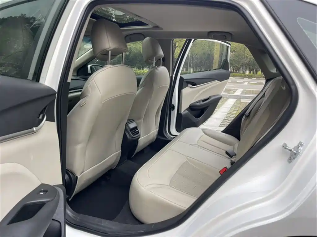 Buick Excelle 2017 — фото 16