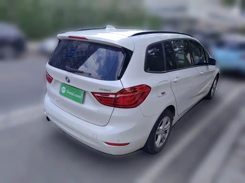 BMW 2 Series Active Tourer 2018 — фото 4