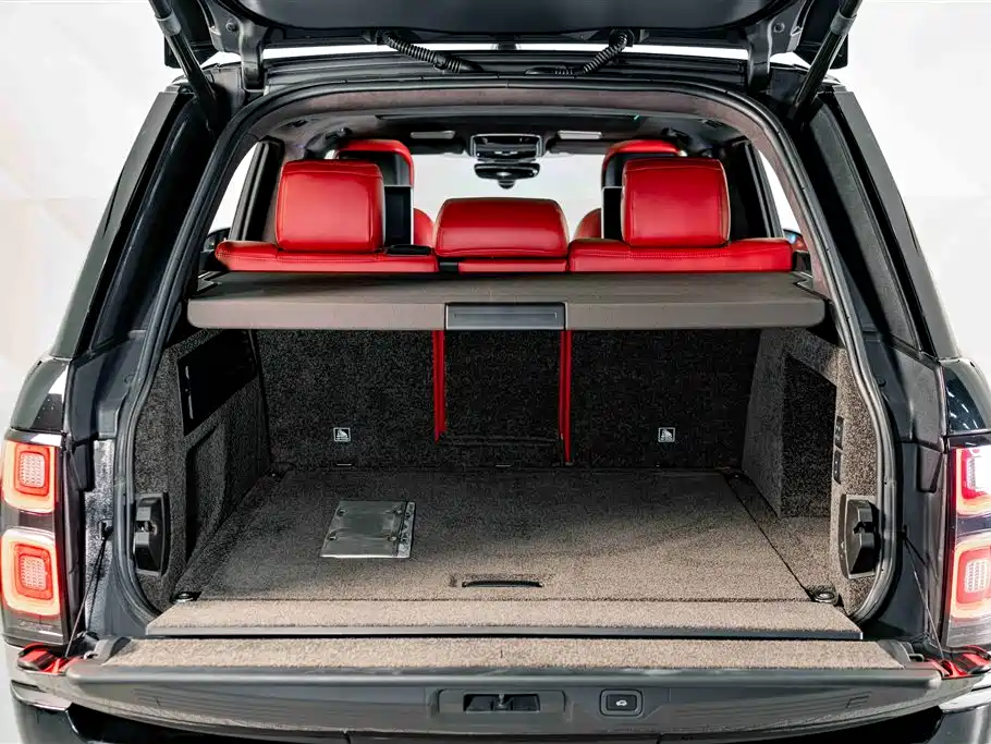 Land Rover Range Rover 2021 — фото 26