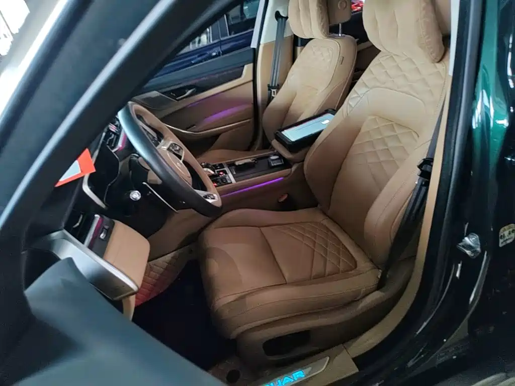 Jaguar XFL 2024 — фото 11