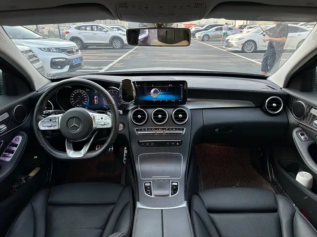 Mercedes-Benz C-Class 2020 — фото 14