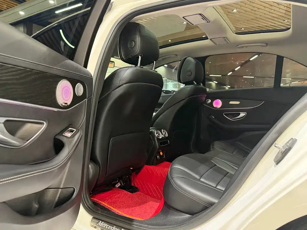 Mercedes-Benz C-Class 2020 — фото 6