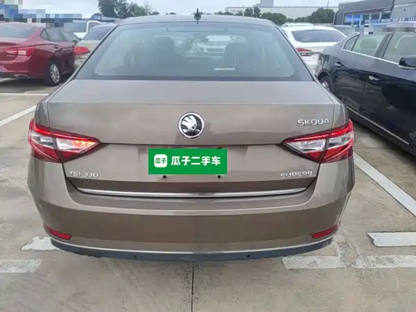 Skoda Superb 2016