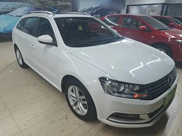 Volkswagen Gran Lavida 2016