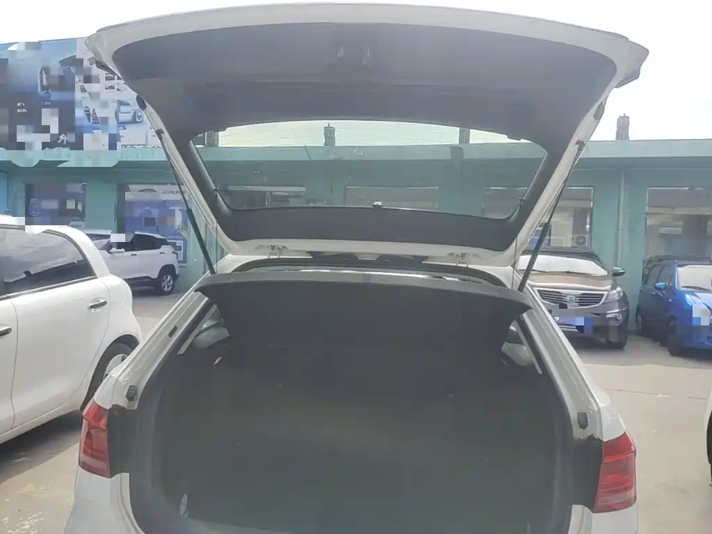 Volkswagen Gran Lavida 2015 — фото 19