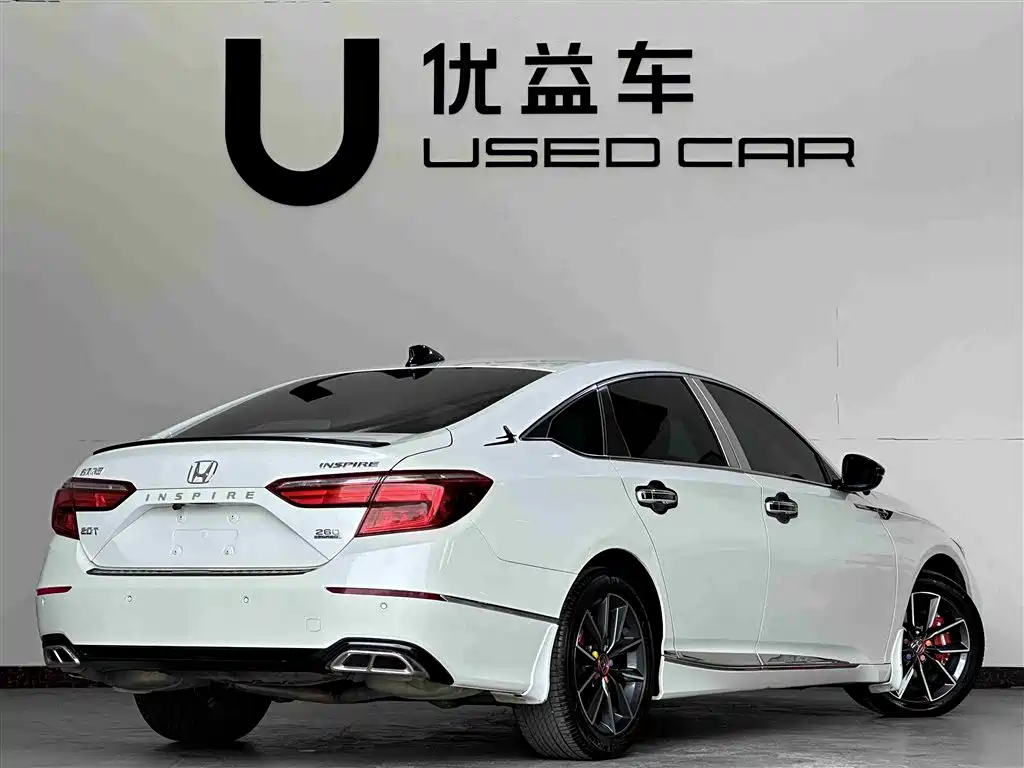 Honda Inspire 2022 — фото 9