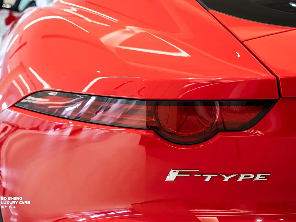 Jaguar F-TYPE 2018 — фото 8