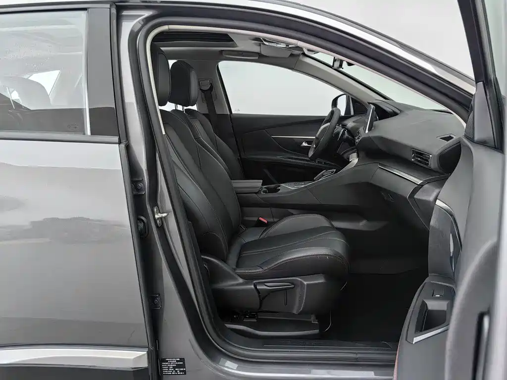 Peugeot 4008 2020 — фото 23