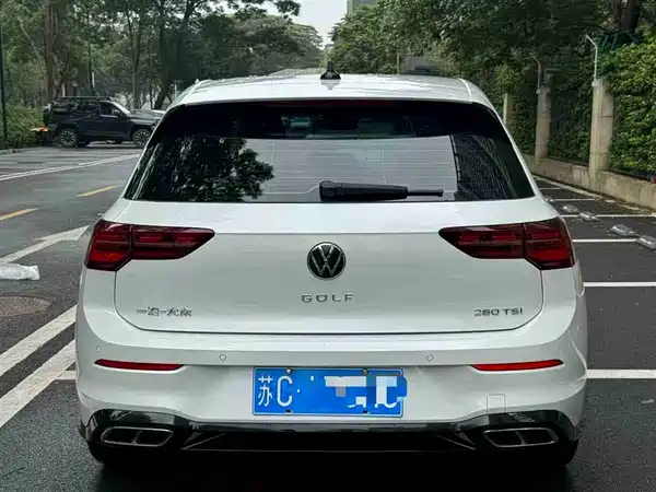 Volkswagen Golf 2022