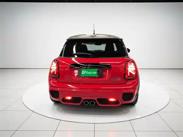 MINI MINI 2021