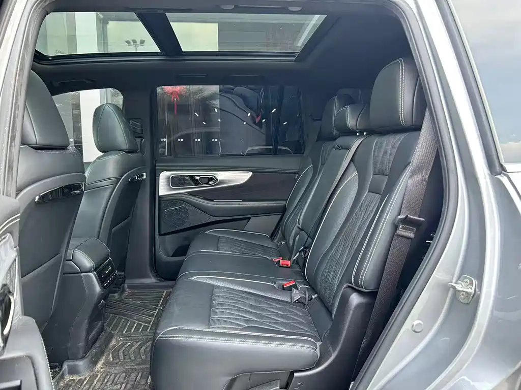 GAC Trumpchi GS8 2022 — фото 11