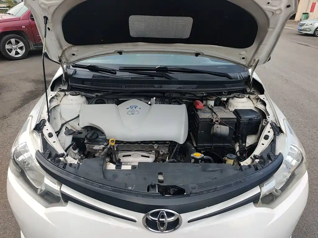 Toyota Vios 2015 — фото 16