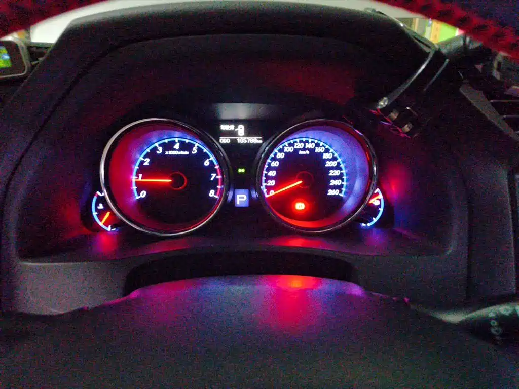 Toyota Reiz 2015 — фото 12