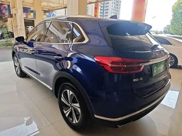 Hongqi HS5 2019