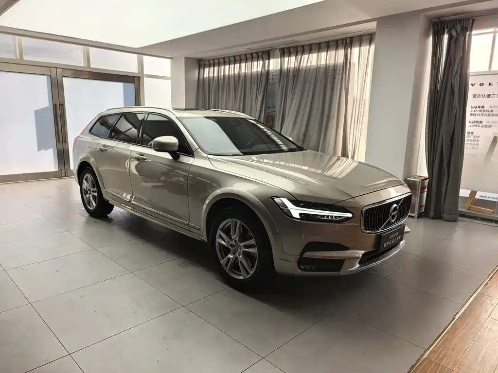 Volvo V90 2019 — фото 3