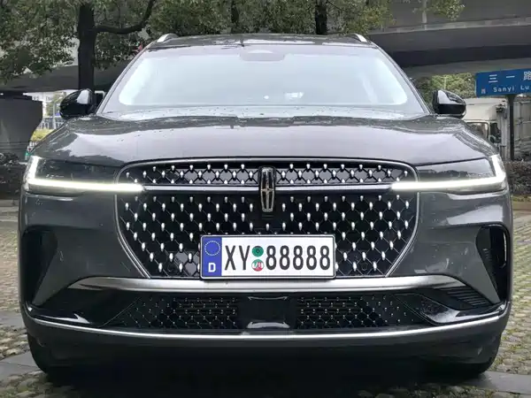 Lincoln Nautilus 2025