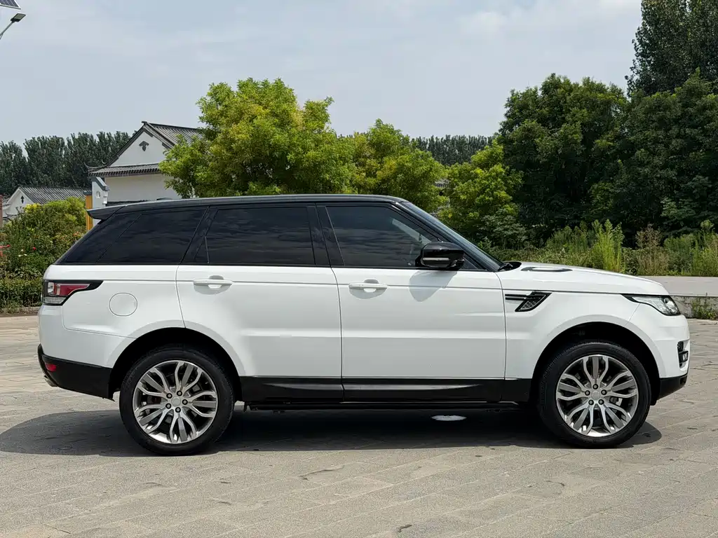 Land Rover Range Rover Sport 2016 — фото 4