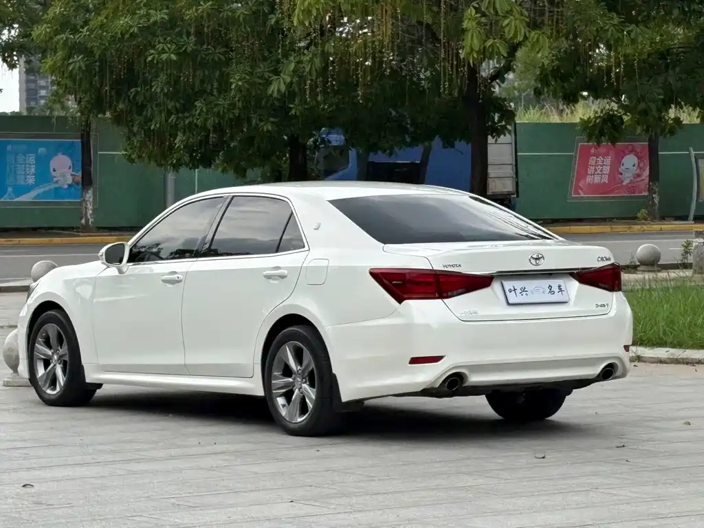 Toyota Crown 2019 — фото 12