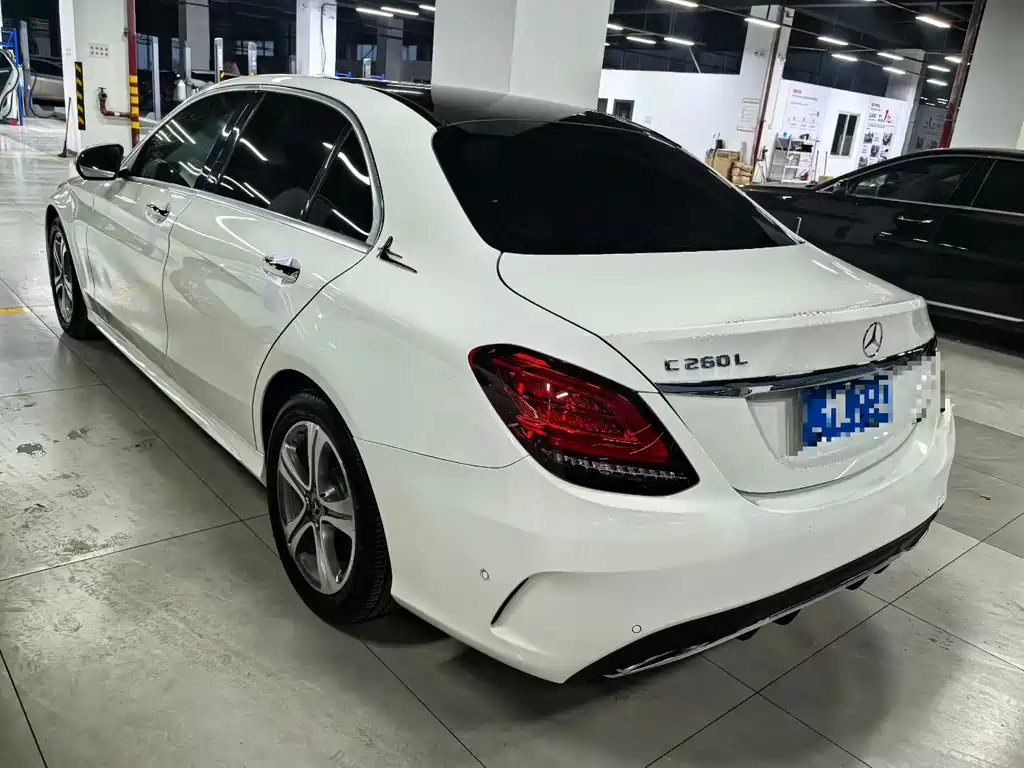 Mercedes-Benz C-Class 2020 — фото 16