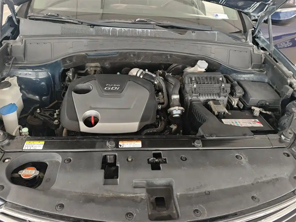 Hyundai Santa Fe 2018 — фото 16