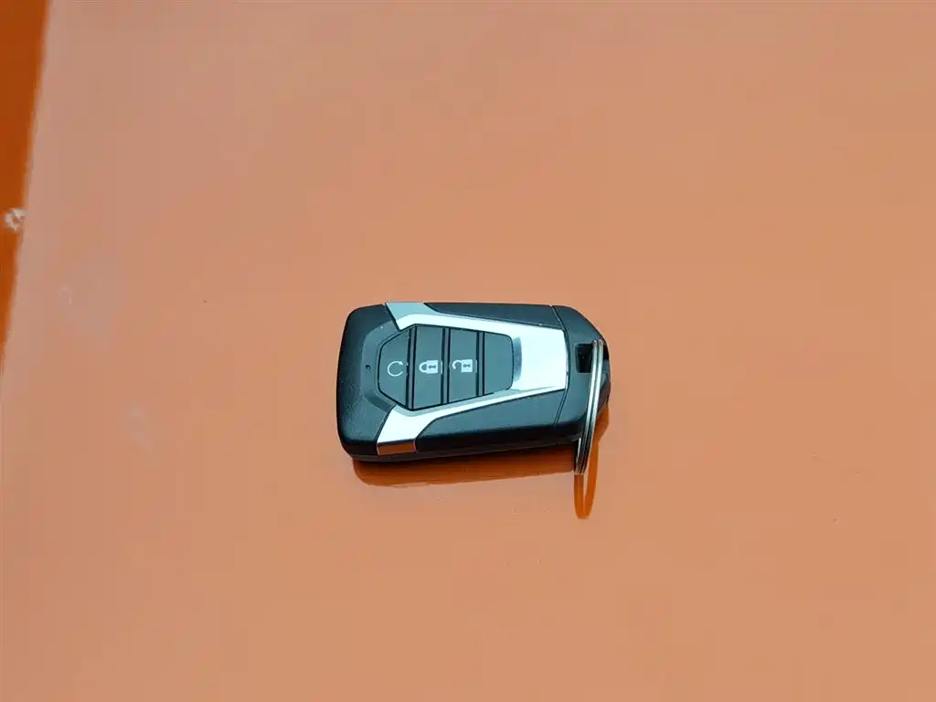 Isuzu D-MAX 2023 — фото 19