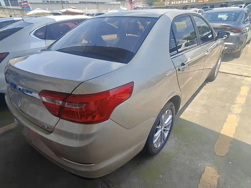 Geely Vision 2020 — фото 16