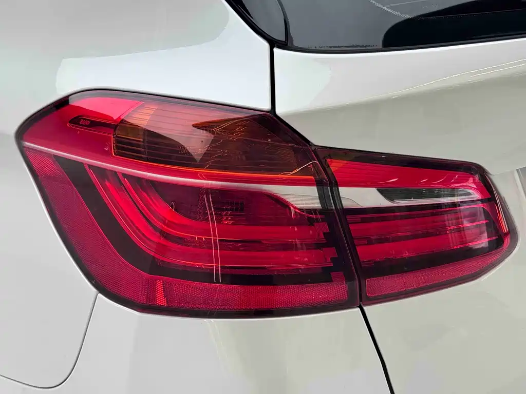 BMW 2 Series Station Wagon 2019 — фото 14