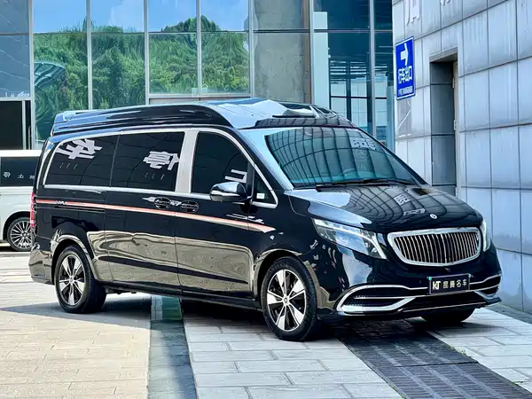 Mercedes-Benz V-Class 2023
