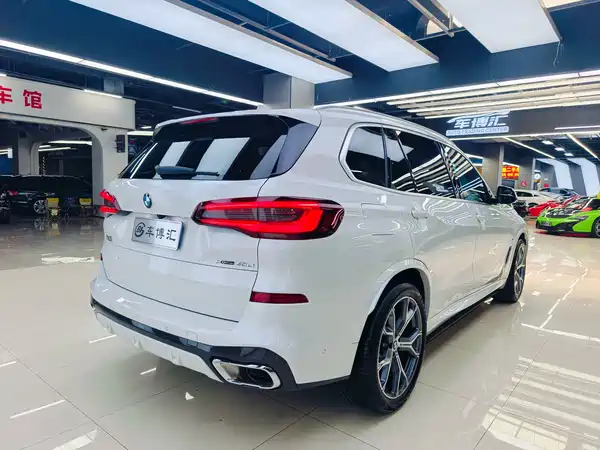 BMW X5 2023