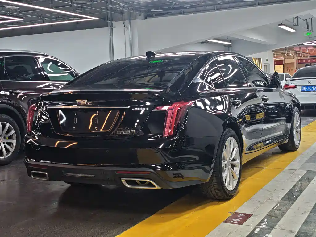 Cadillac CT5 2023 — фото 17