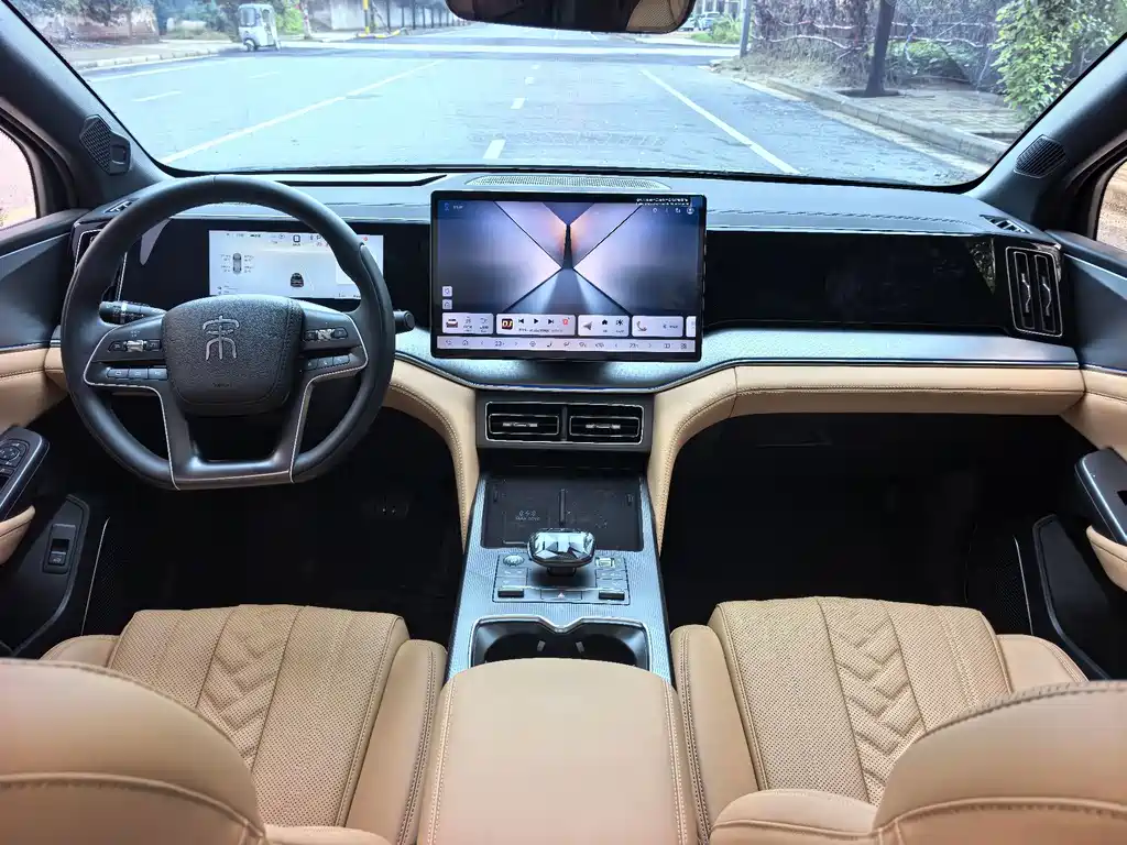 BYD Song L DM-i 2024 — фото 10